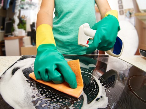 Deep cleaning service for a flat in SW19